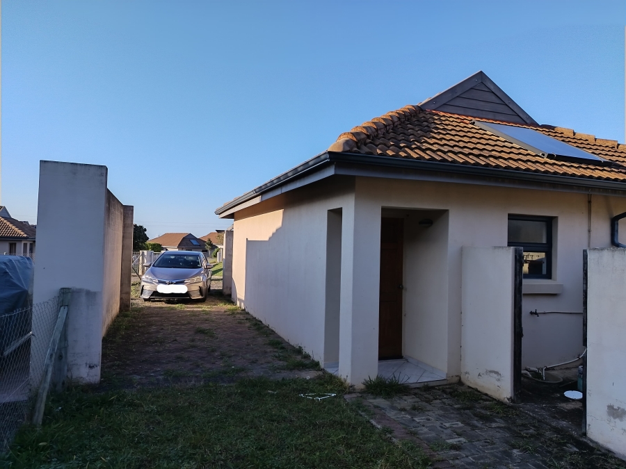 2 Bedroom Property for Sale in Kidds Beach Eastern Cape